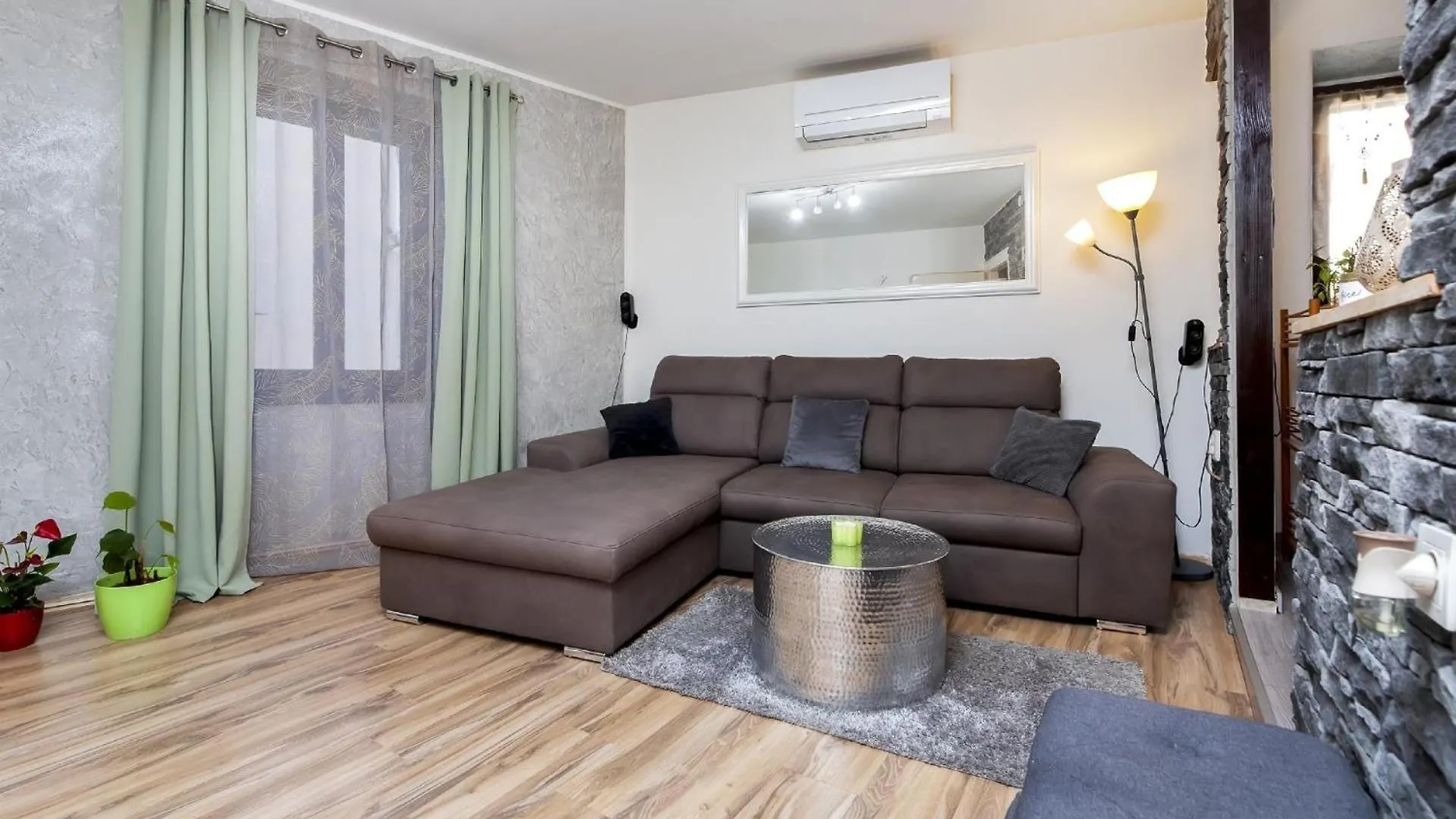 Ferienwohnung Fuer 4 Personen Ca 60 Qm In Rovinj, Istrien Istrische Riviera Apartman