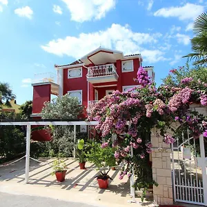 Ava Rovinj